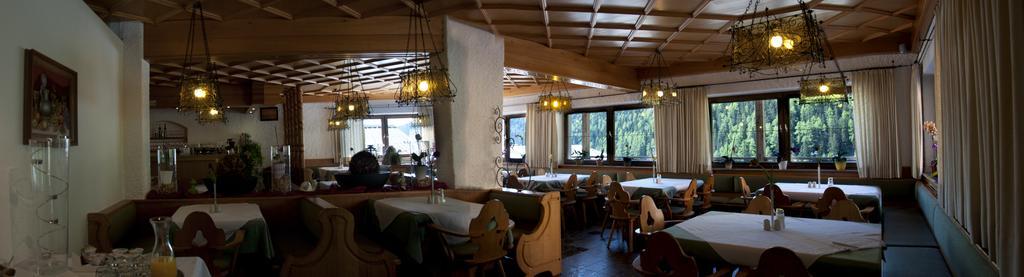 Hotel Edelweiss Malles Venosta Ngoại thất bức ảnh